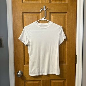 White t-shirt never wore it was just sitting in my closet